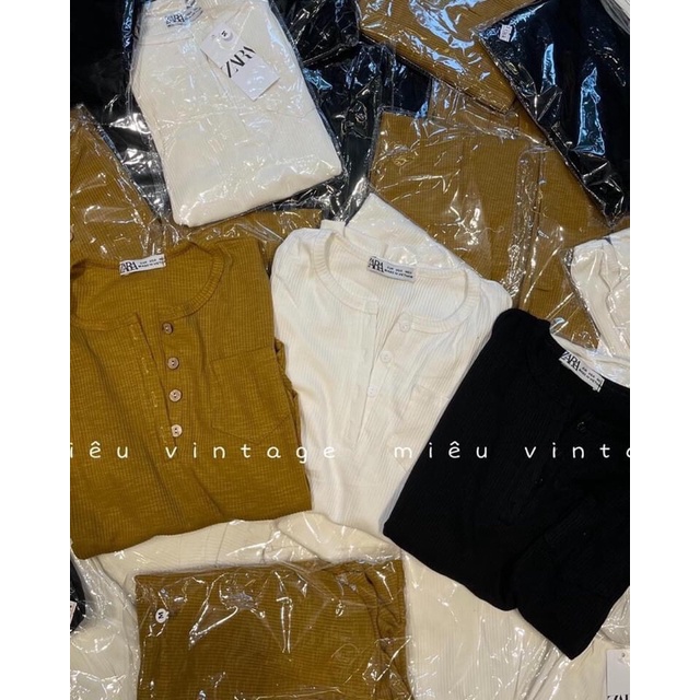 Áo len tăm cúc ngực