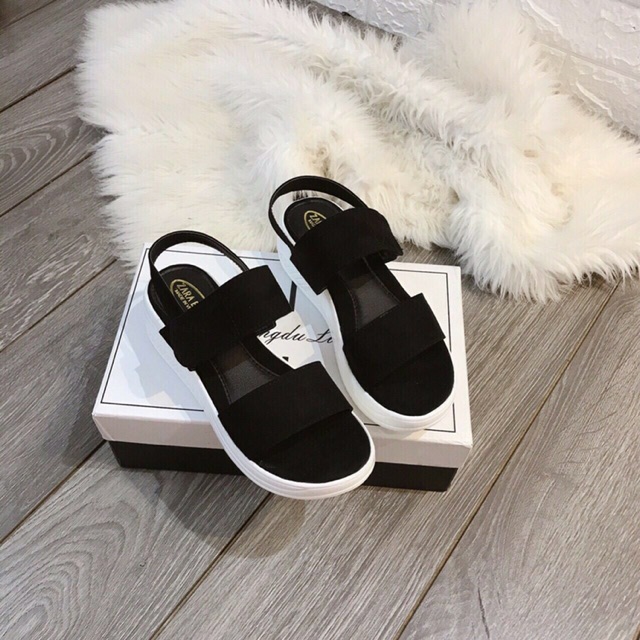 Sandal đế xuồng 4cm