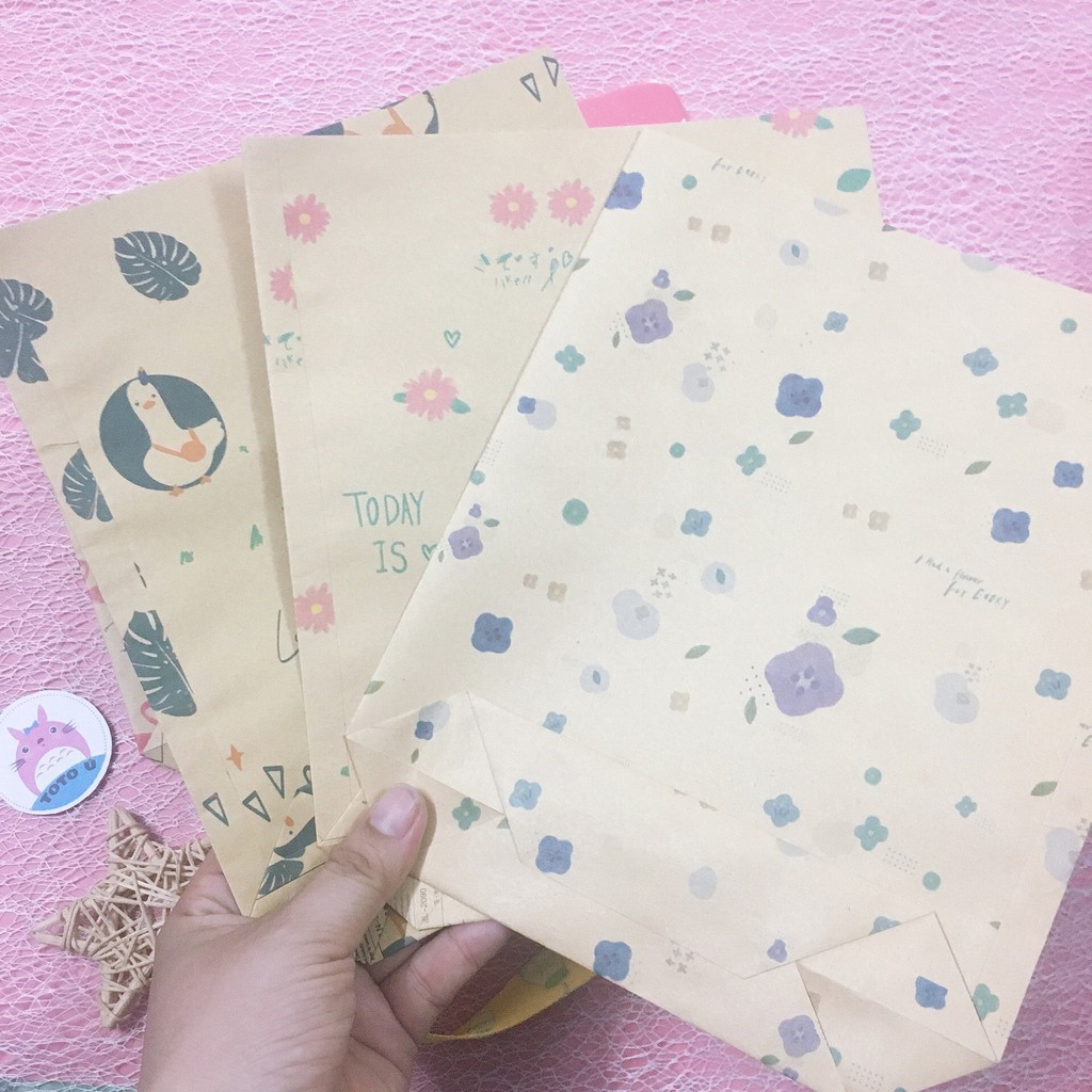 Túi giấy vintage kraft hoạt tiết kèm sticker &quot;Thank you&quot; 22 x 18 x 5cm (mẫu ngẫu nhiên)