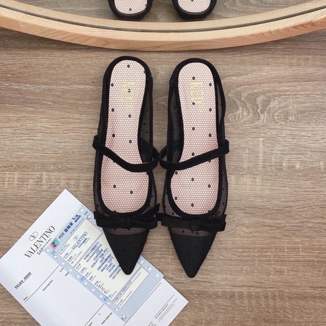 Dép Sục Lưới Thắt Nơ Chấm Bi