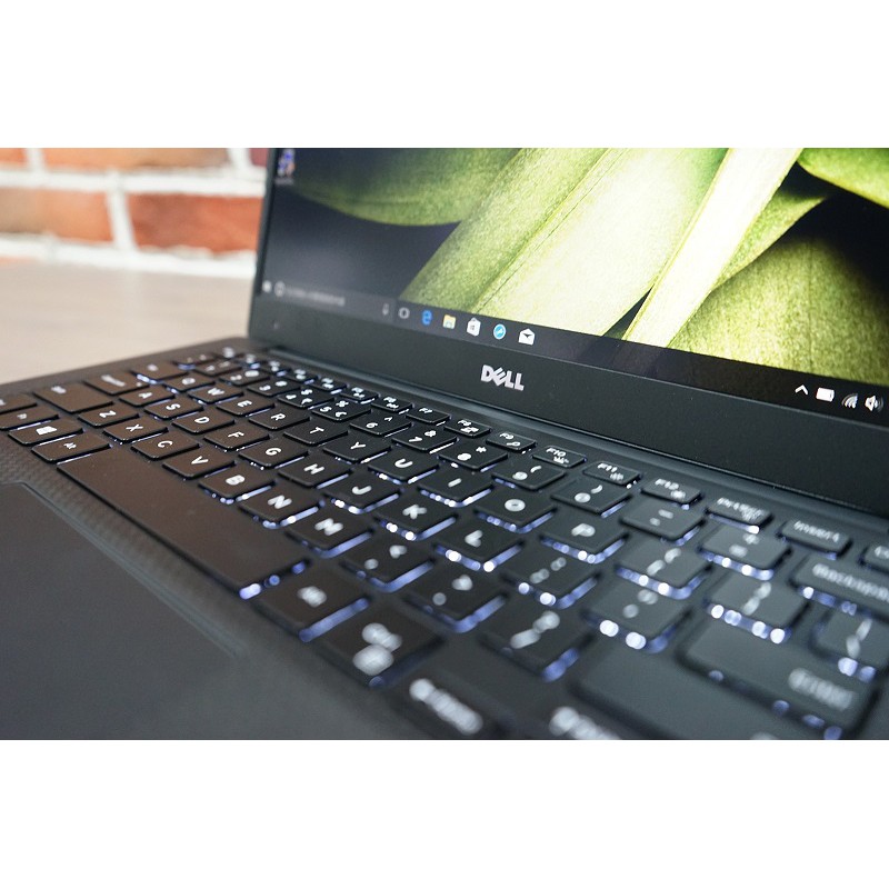 Laptop DELL XPS 13 9350 i5 đẹp như mới