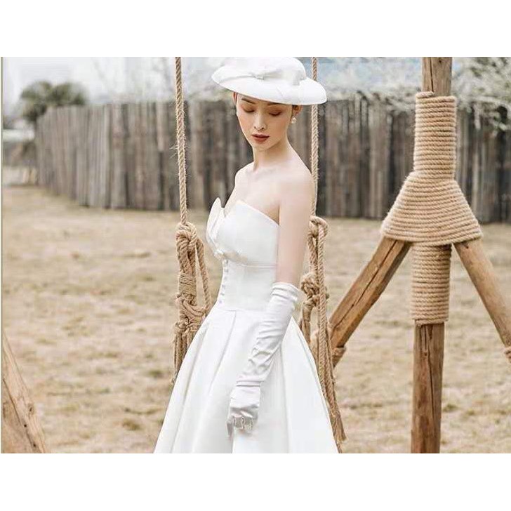 Mũ đội đầu cô dâu và quý phái