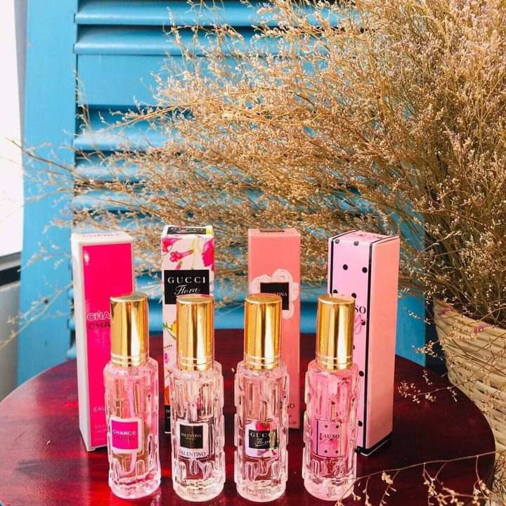 Nước hoa mini Eau so sexy nữ 20ml dạng xịt- mẫu 4d- Mùi Eau so sexy ngọt kẹo- Nuochoamini20ml