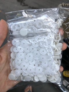 Nút bấm nhựa 12mm