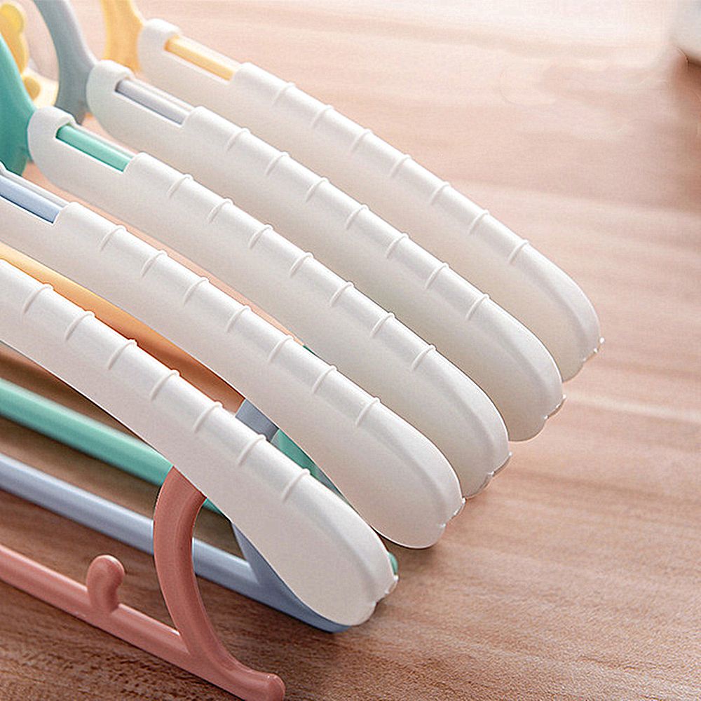 Set 5 Móc Treo Quần Áo Thiết Kế Chống Trượt Tùy Chỉnh Dễ Thương Đa Năng Tiện Dụng Cho Bé