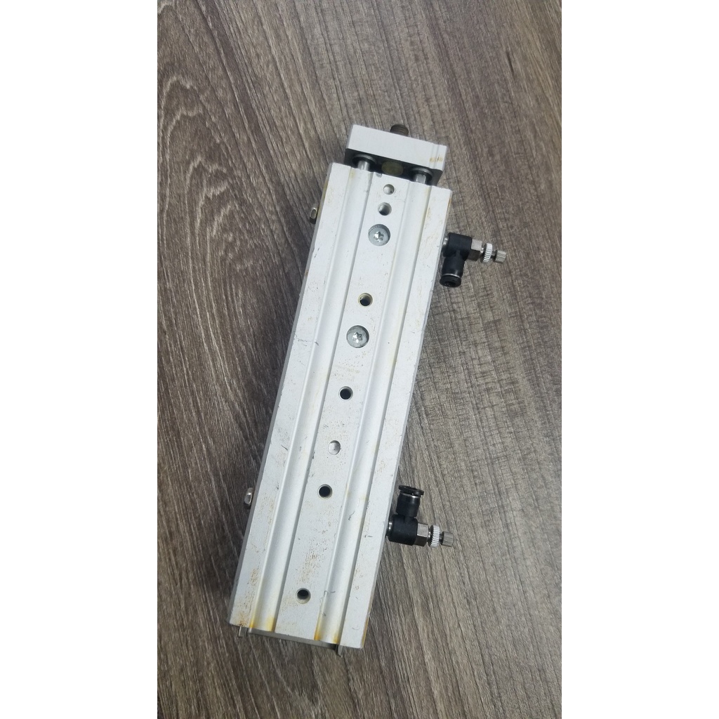 Xy lanh trượt SMC  MXQ12A-100ZF hành trình 100mm + Tặng đầu nối khí nén