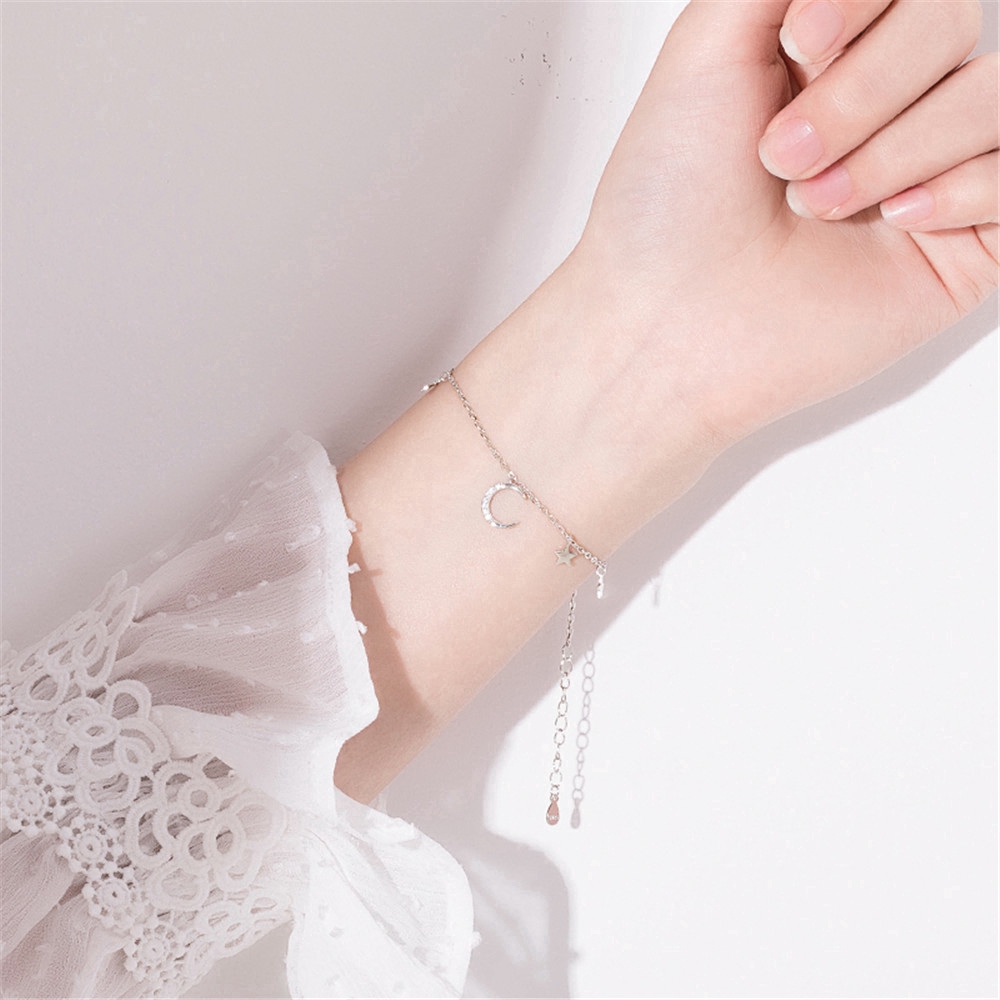 Vòng đeo tay hình mặt trăng ngôi sao đính đá nhân tạo lấp lánh