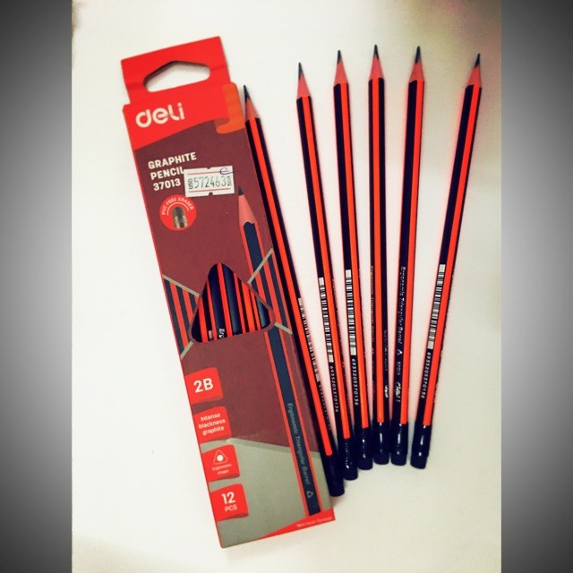 Bút chì Deli 37013 (1 hộp/12 cây)