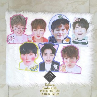 Quạt Mask PVC Wanna One