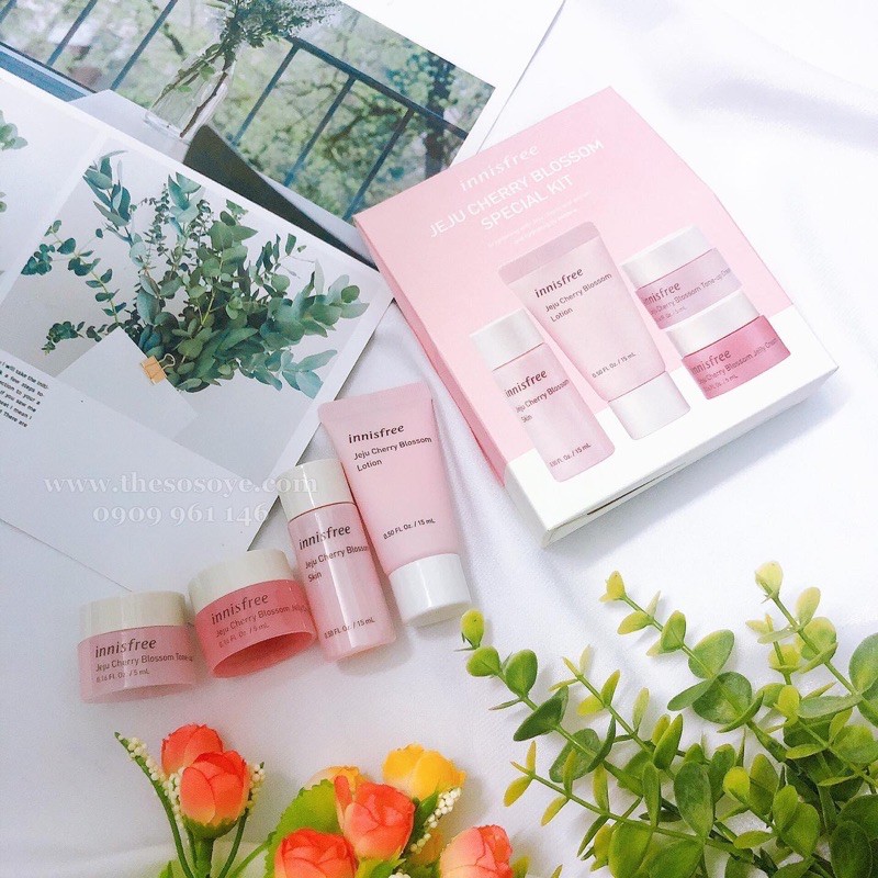 [ Mẫu 2020] Set Dưỡng Trắng Da Innisfree Jeju Cherry Blossom Mini 4 Món