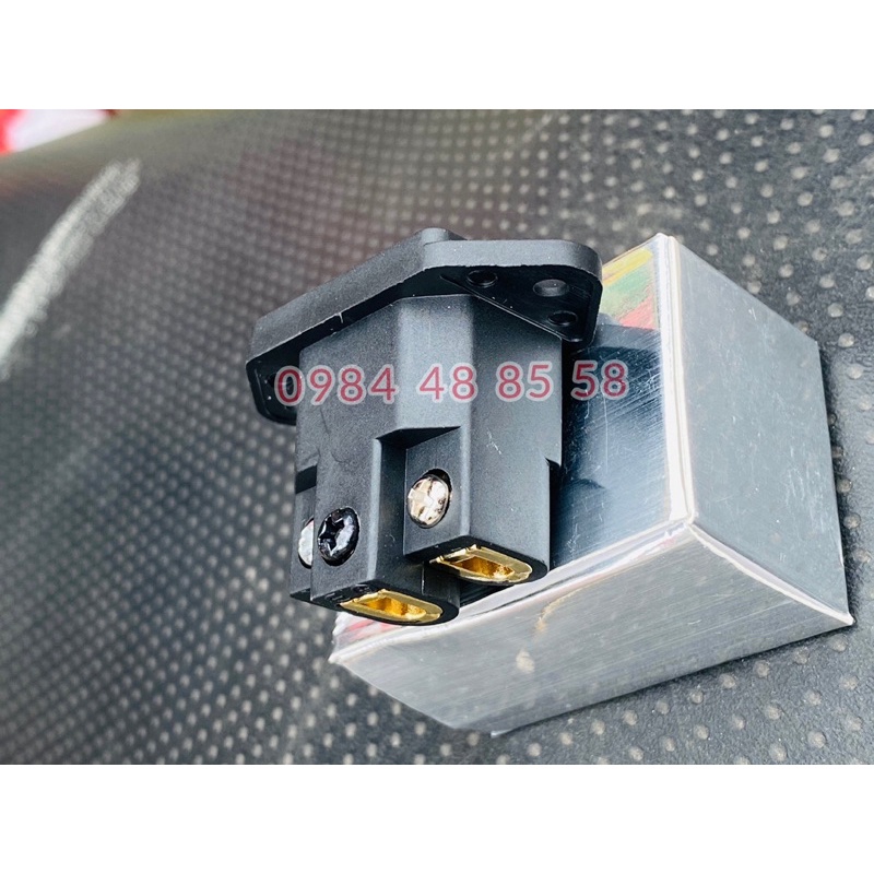 Đuôi Nguồn FURUTECH Loại Tốt