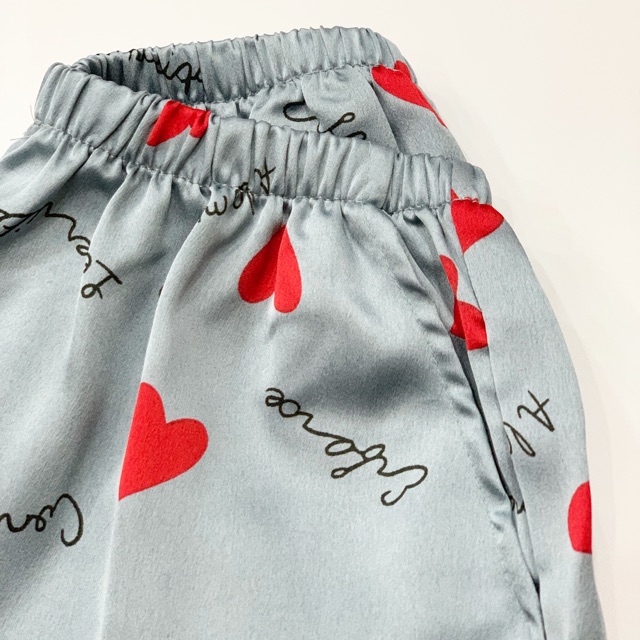 Bộ Ngủ Pijama Lụa Satin Cao Cấp Tay Ngắn Quần Lửng 🔥 🔥 Ảnh Chụp Thật , Quần Có Túi | BigBuy360 - bigbuy360.vn