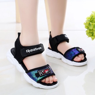 Sandal bé gái
