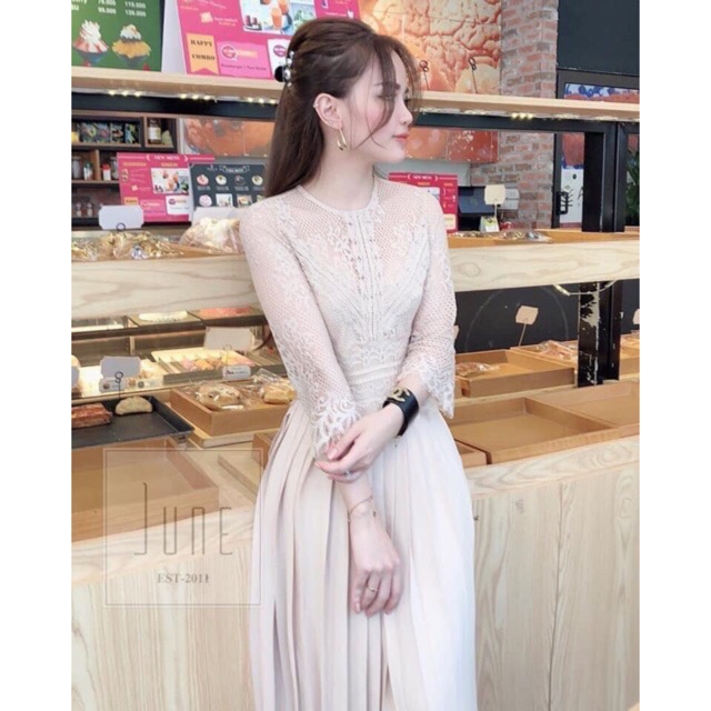 Váy ren zara auth tuồn