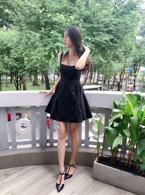 ĐẦM 2 ĐÂY FORM XÒE CHẤT KAKI CO GIÃN CHUẨN FORM | BigBuy360 - bigbuy360.vn