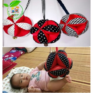 Bóng múi, bóng vải luyện chân cho bé từ 0 tháng tuổi