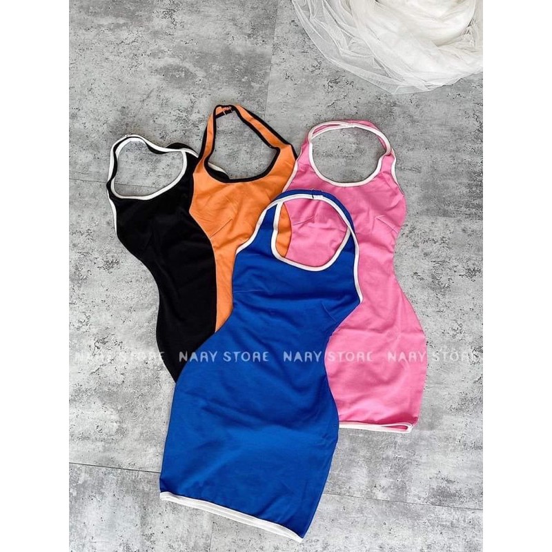 váy body cổ yếm