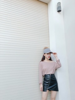 Áo thun lệch vai