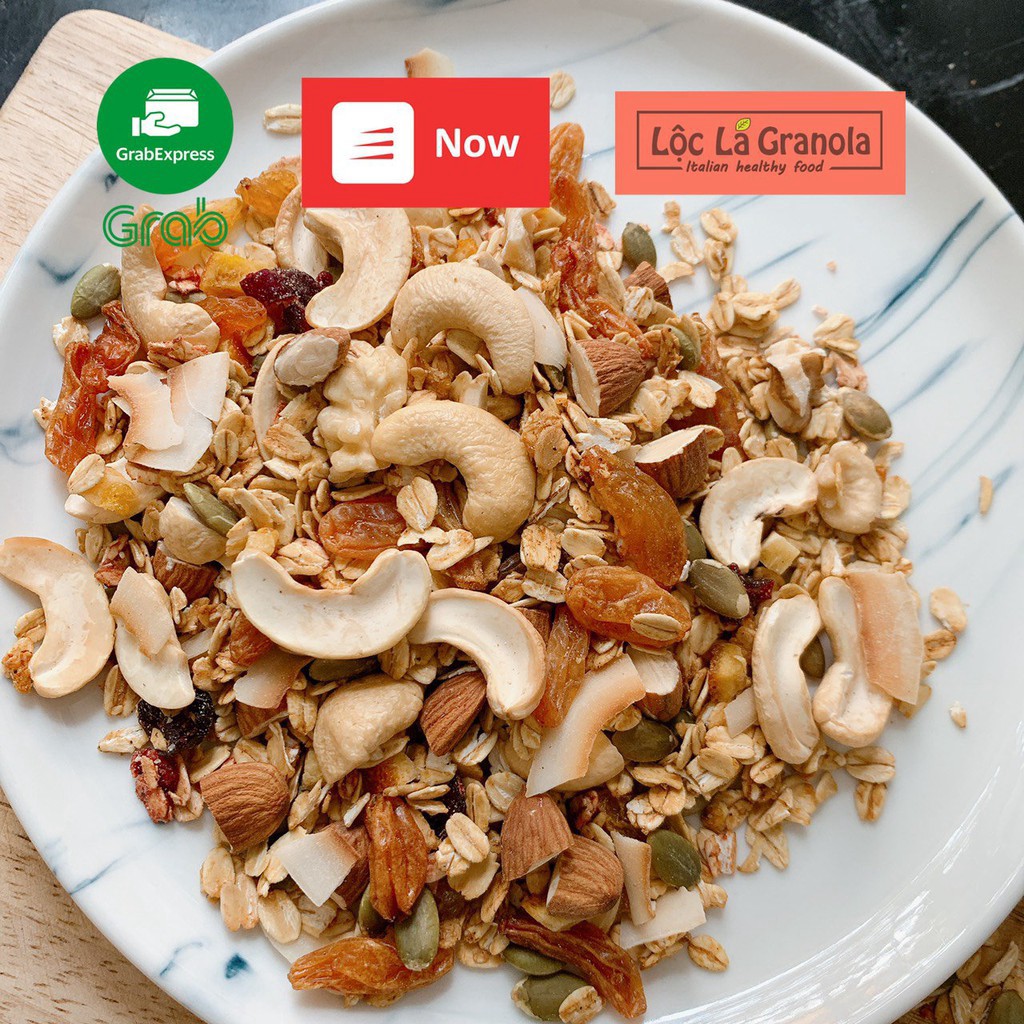 300gr Granola vị Cam Nghệ gồm 7 loại hạt và quả mọng , 100% Không đường , không chất bảo quản