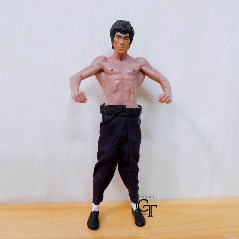 Mô hình nhân vật Bruce Lee | Lý Tiểu Long (Tỉ Lệ 1 / 12)