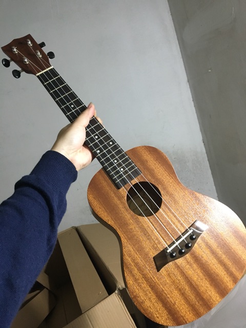 (RẺ VÔ ĐỊCH) ĐÀN UKULELE CONCERT GỖ ĐẬM