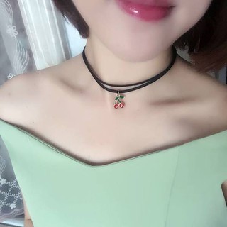 Dây chuyền choker cá tính