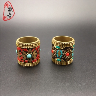 Nhẫn đồng phong cách retro