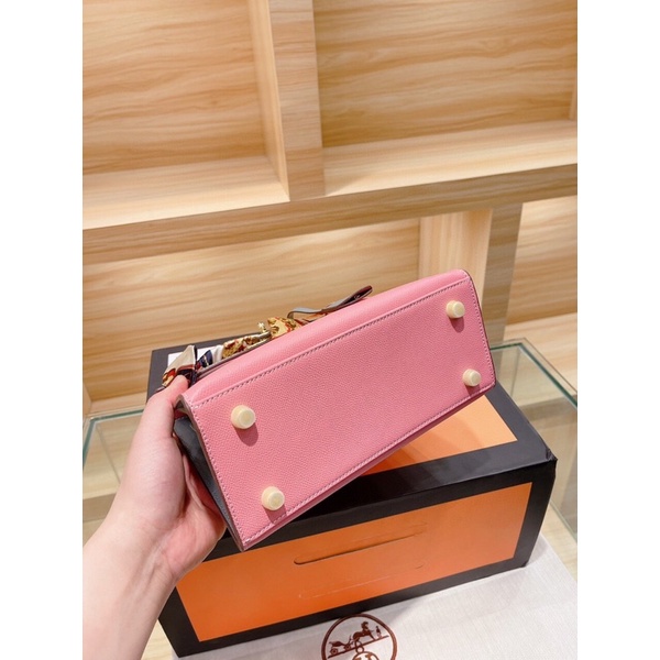 Túi xách dáng KELLY da bò form chuẩn như store