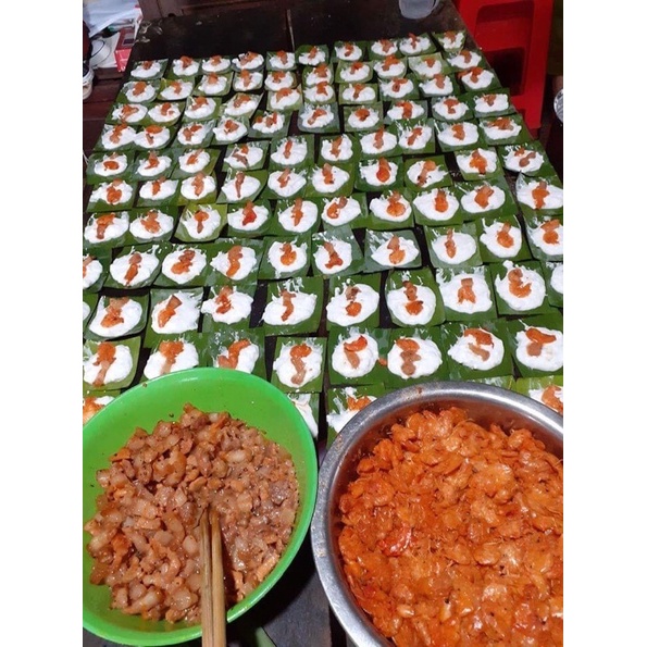Bánh Bột Lọc Huế / Bánh Nậm Huế ( Bánh Sống ) bánh mới mỗi ngày giao nhanh HCM | BigBuy360 - bigbuy360.vn