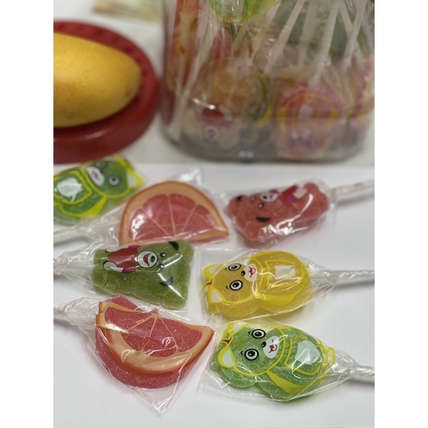 Kẹo dẻo que hình thú , dưa xe ..1 cây