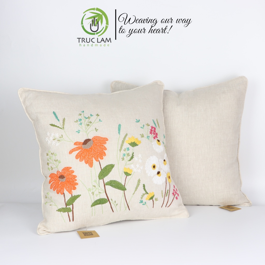 Gối/Vỏ Gối Vuông Tựa Lưng Sofa (45x45) Trang Trí Phòng Vải Linen Thêu Thủ Công Cánh Đồng Hoa Cam – Trúc Lâm Handmade