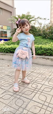 Váy công chúa (ảnh thật)
