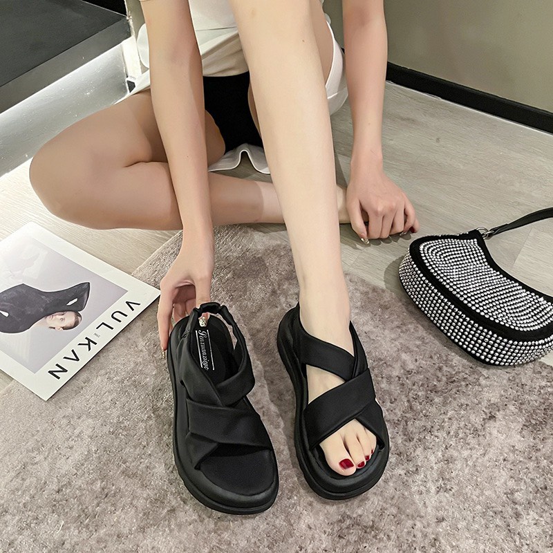 Dép sandal quai chéo, quai soắn. Đế răng cưa 5cm, gót chun