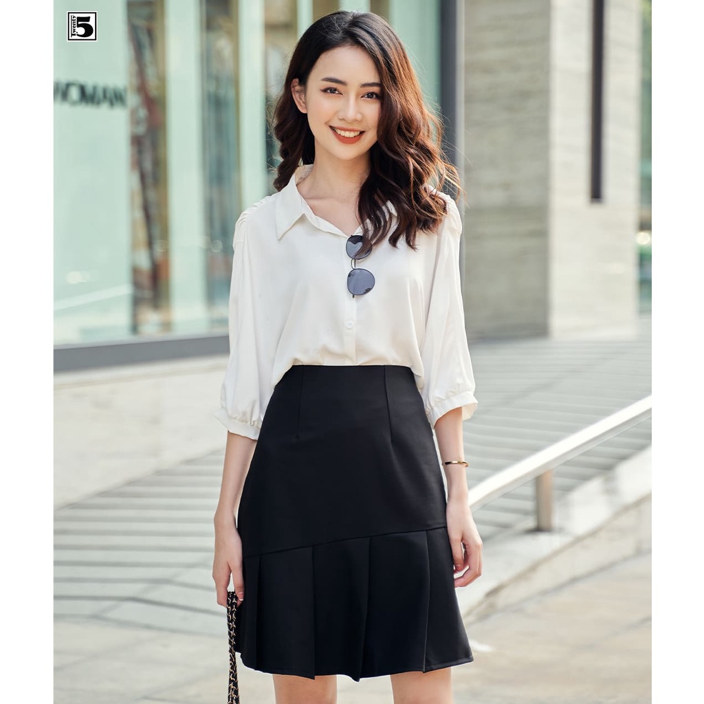Áo sơ mi nữ cổ đức công sở dáng rộng lửng vai nhún xếp ly tay lửng Twentyfive N137