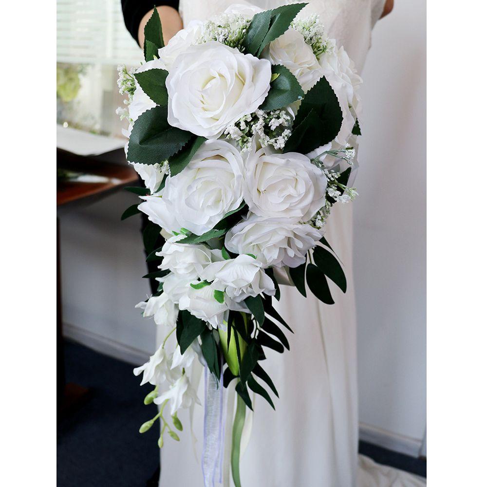 Bó Hoa Nhân Tạo Màu Trắng Làm Bằng Tay Cho Đám Cưới
