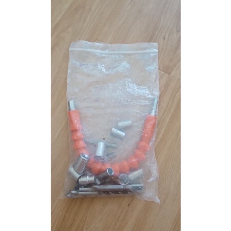 Bộ mũi khoan Tháo Vít tháo Bulong 24 Chi Tiết có dây nối dài dùng cho máy khoan , khoan pin, máy bắt vít