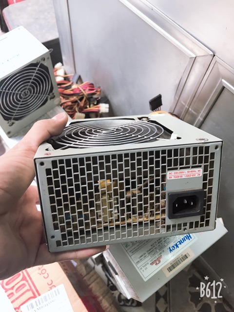 Nguôn hunkey 350w fan 8 cũ