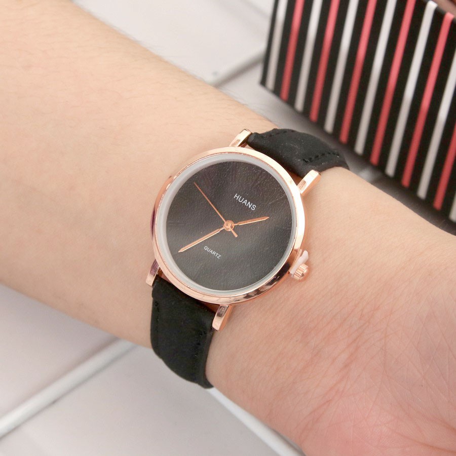 Đồng hồ nữ đen dây da DH500 shop Ny Trần chuyên đồng hồ ulzzang