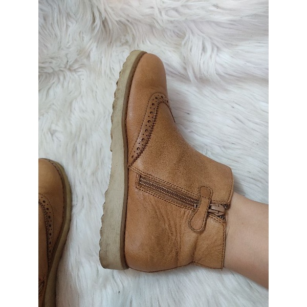 Bốt da thật size 36,5