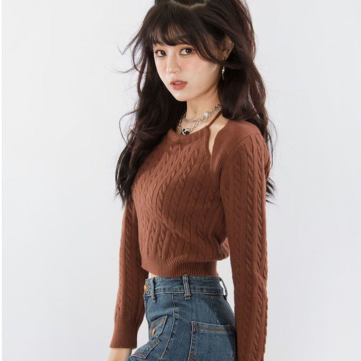 Áo Sweater Trễ Vai Dáng Ngắn Họa Tiết Kẻ Sọc Thời Trang Mùa Đông 2022 Cho Nữ
