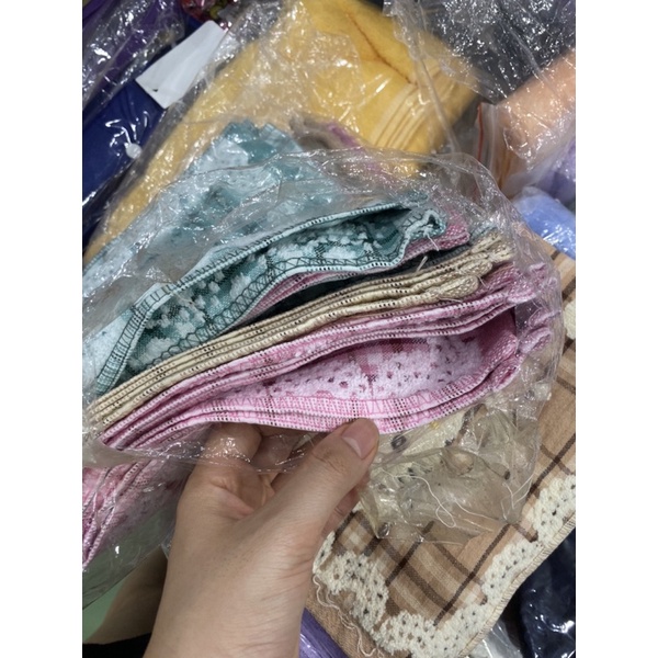 Khăn rửa mặt hình mèo kitty ( giao màu ngẫu nhiên)