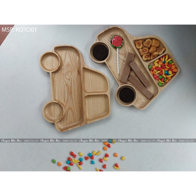 Khay ăn dặm hình ô tô từ gỗ tự nhiên 20*25cm