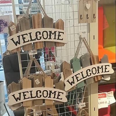Bảng gỗ treo tường trang trí chữ WELCOME