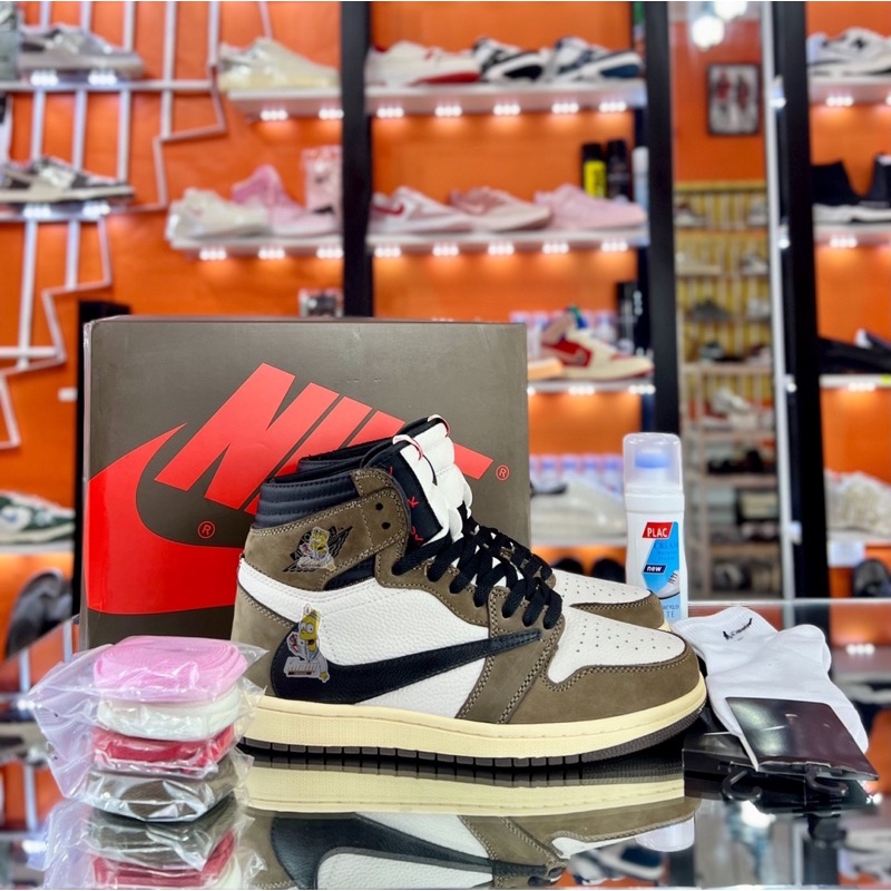 GIÀY JD1 HIGH TRAVIS SCOTT TẶNG KÈM BỘ QUÀ TẶNG GIÁ TRỊ