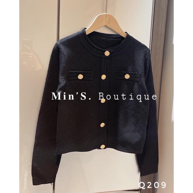 Áo len khuy đồng