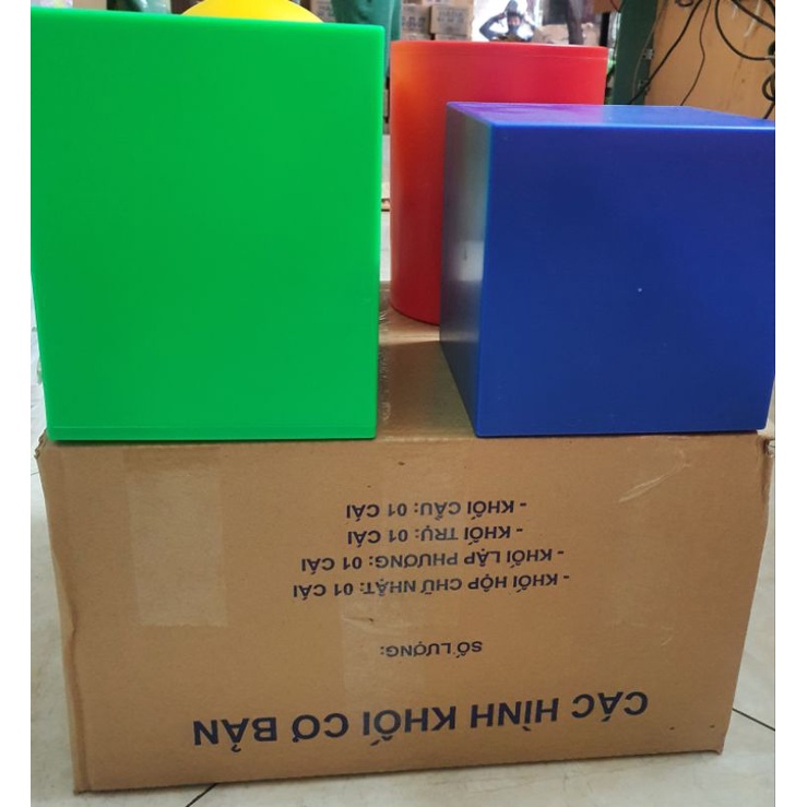 Bộ Hình Khối Cơ Bản dành cho Giáo Viên giảng dạy của lớp 1 và 2.