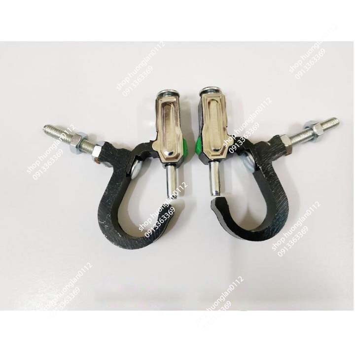 Móc treo đồ xe máy có nút bấm