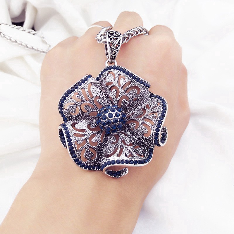 Dây chuyền Etrendy dáng dài mặt hình hoa phong cách vintage thời trang