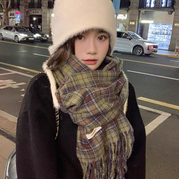 Khăn choàng len MG STUDIO ấm áp họa tiết caro xinh xắn