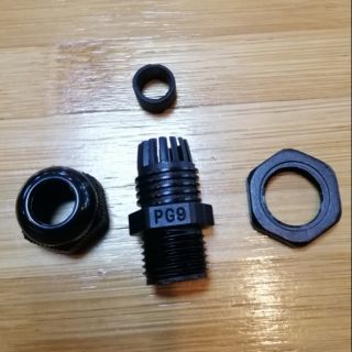 Ốc vít xiết dây điện PG9